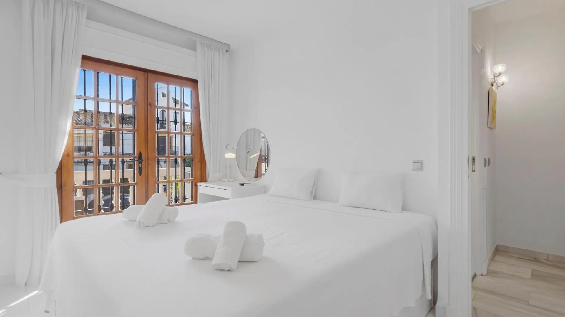 La Campana Apartment With Pool By Costarentals - Ref 60 Santa Fe de los Boliches スペイン